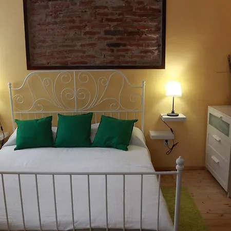 Green Apartment *